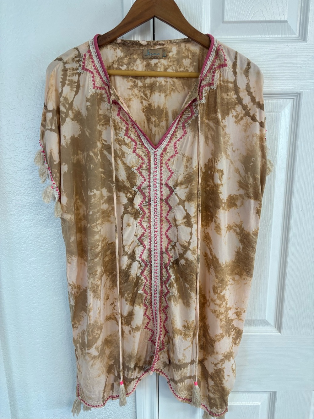 Skemo Women's Short‎ Sleeve Tie Dye Bohemian Embroidered Blouse Tunic Size Large